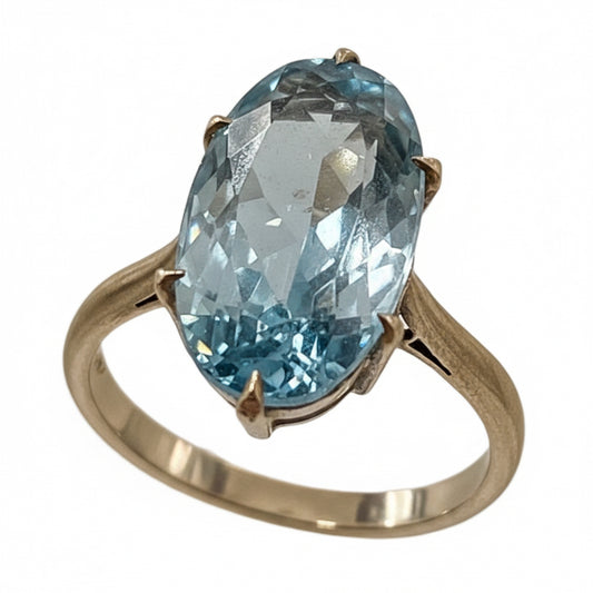 Vintage Aquamarine Solitaire Ring in 18ct White Gold