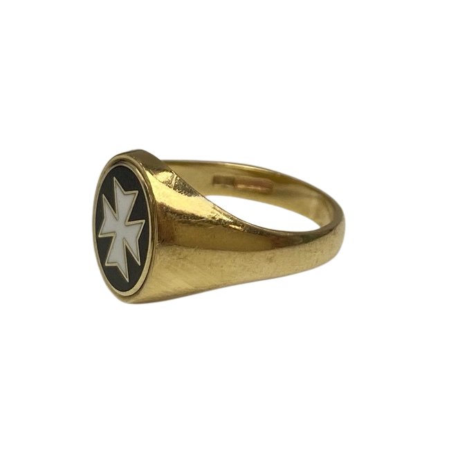 Vintage Malta Maltese Cross Enamel Signet Ring in 9ct Yellow Gold