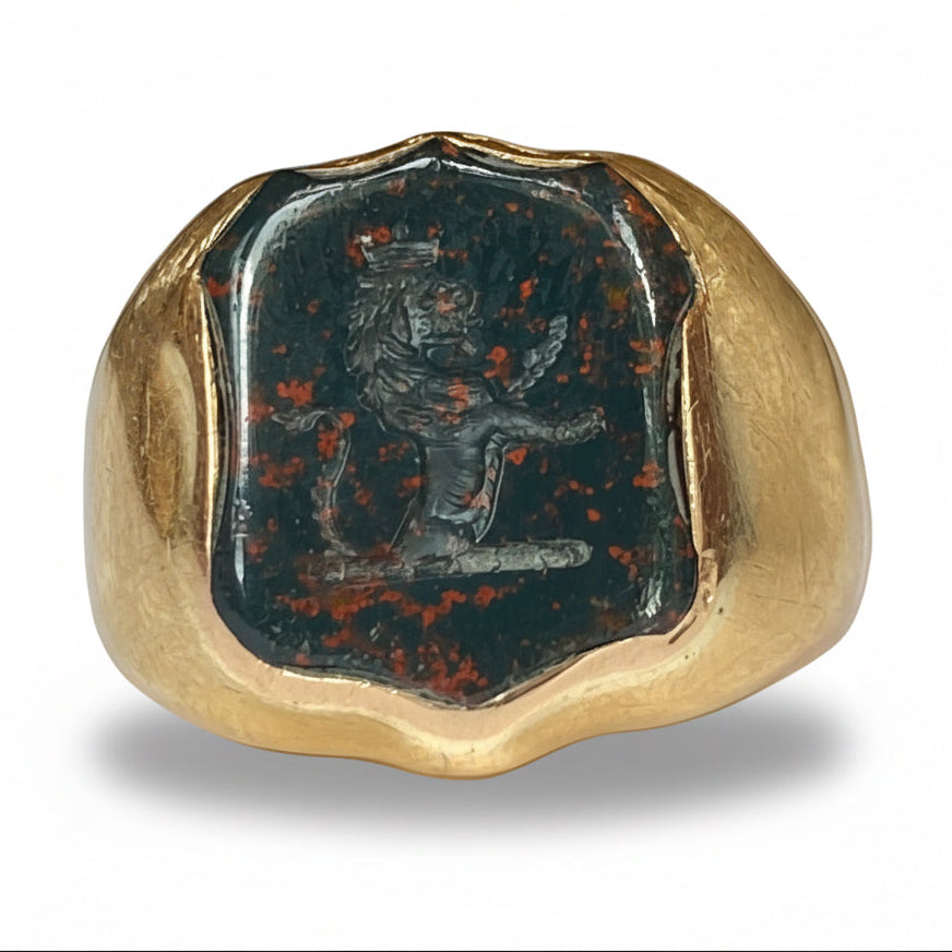 Victorian Bloodstone Lion Signet Ring in 18ct Gold