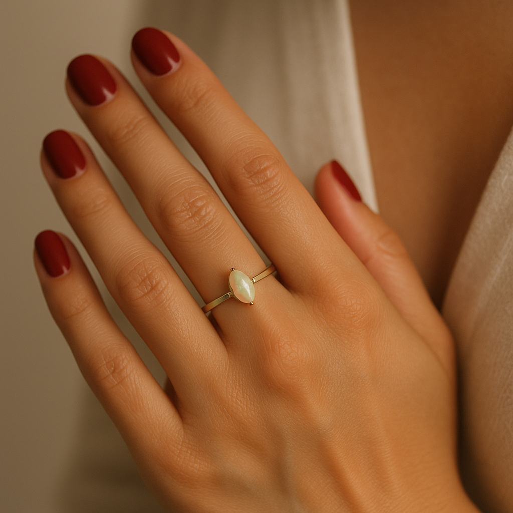 Edwardian Opal Solitaire Ring in 9ct Yellow Gold