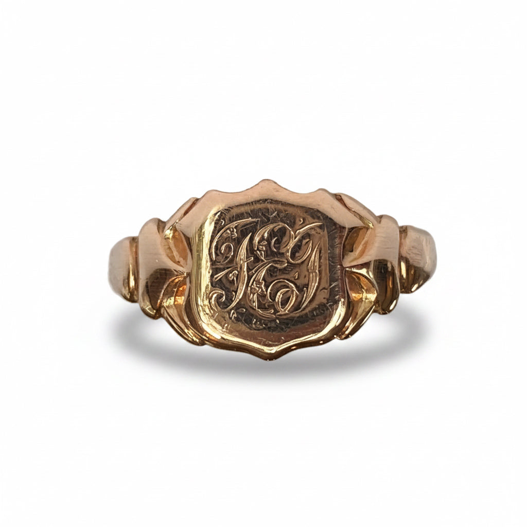 Edwardian Signet Ring in 9ct Gold