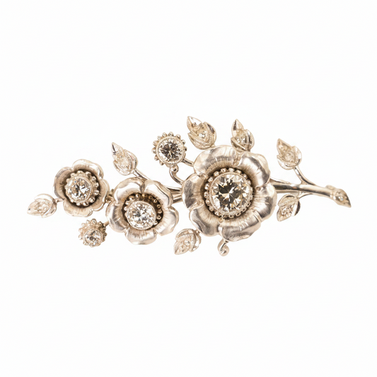 Vintage 2.1ct Diamond Flower Brooch in 18ct White Gold