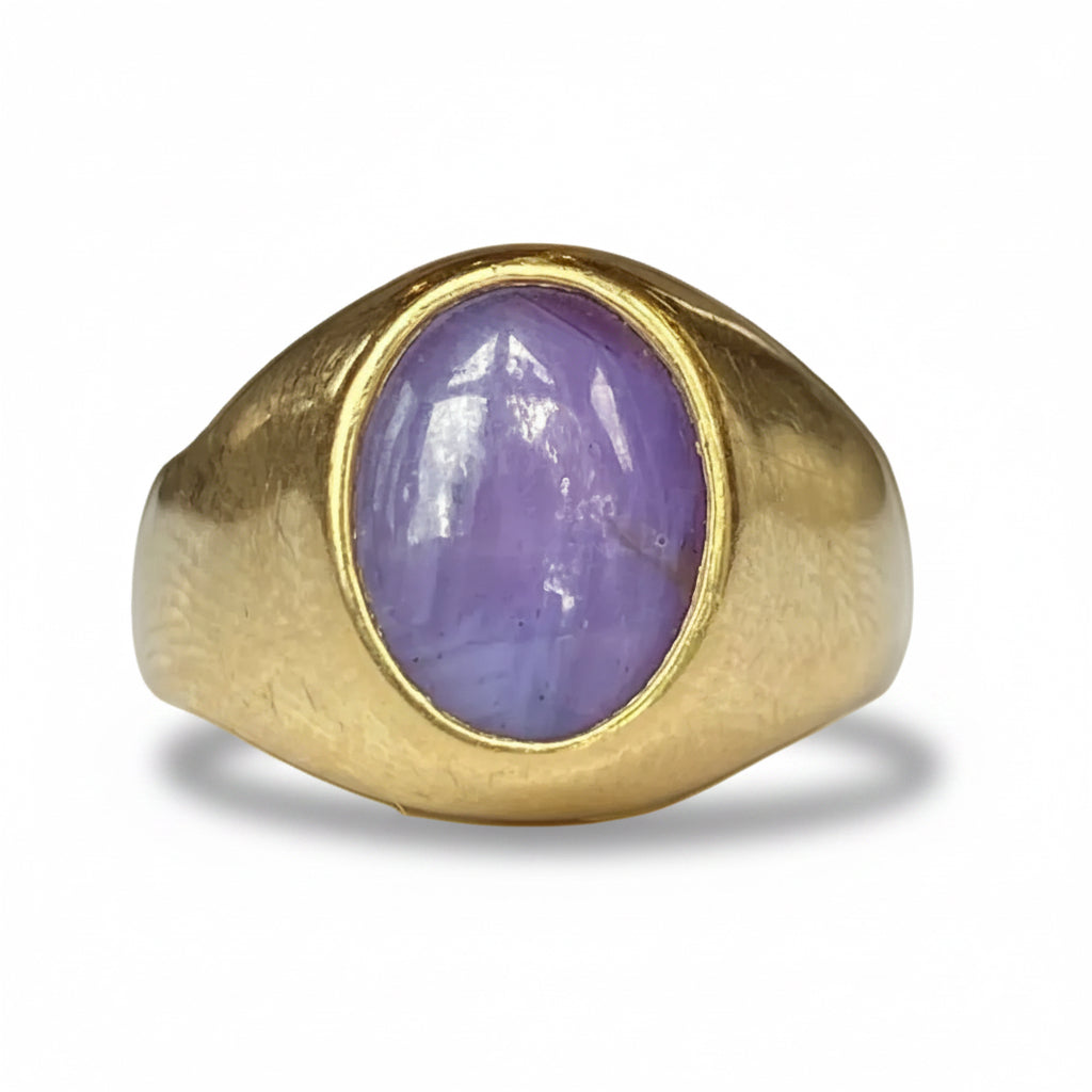 Vintage Violet Star Sapphire Ring  in 18ct Gold