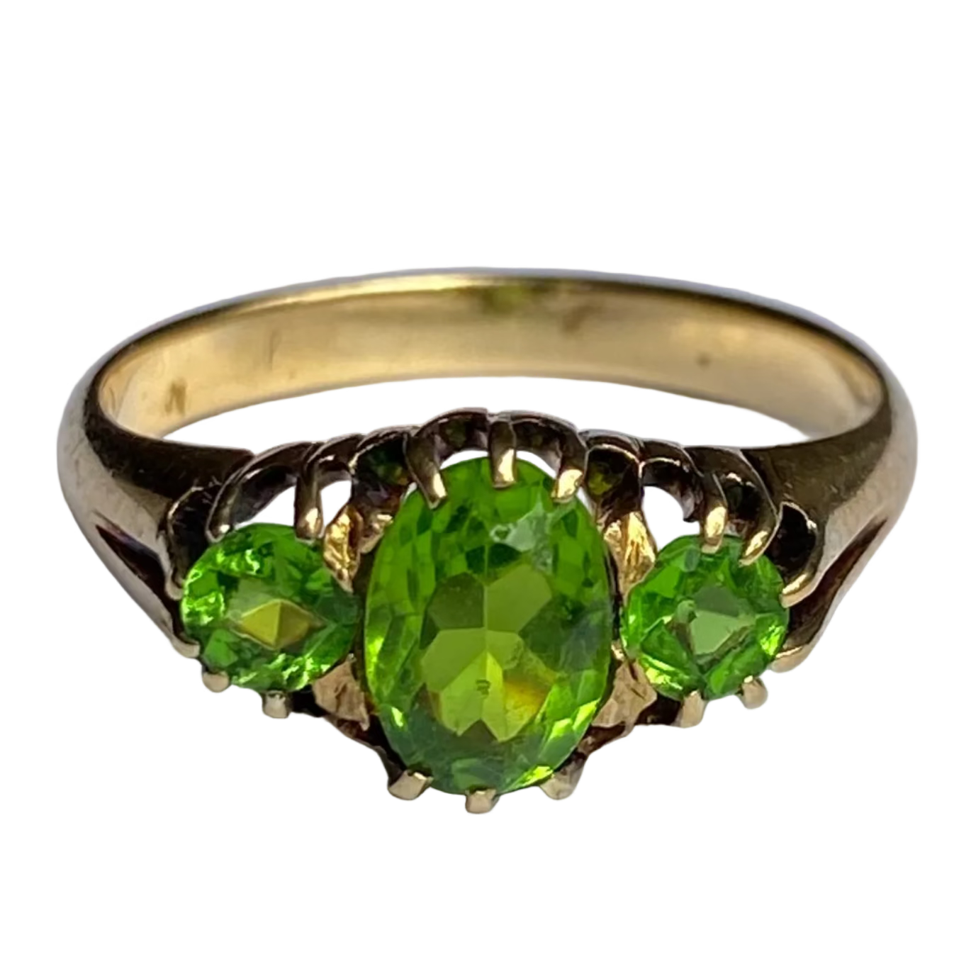 Victorian Peridot Ring in 18ct Gold