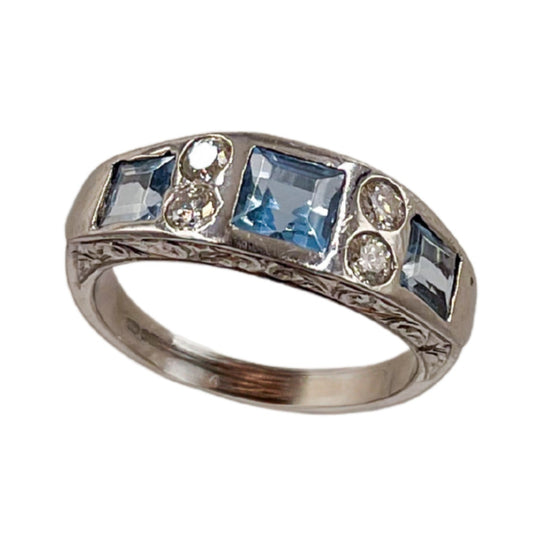 Vintage Aquamarine & Diamond 7-Stone Ring in 18ct White Gold
