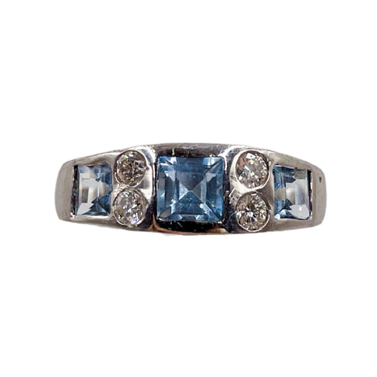 Vintage Aquamarine & Diamond 7-Stone Ring in 18ct White Gold