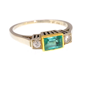 Art Deco Emerald and Diamond  Ring, 14ct Gold